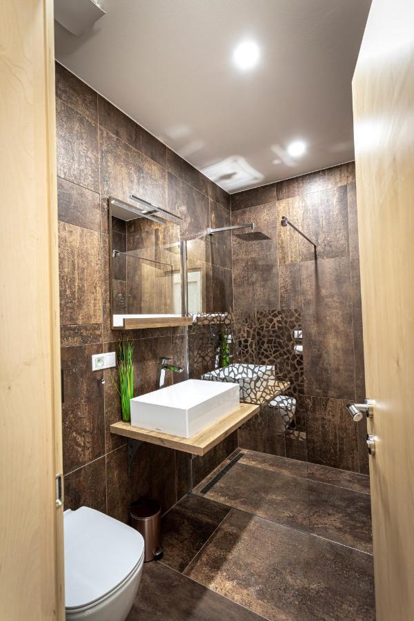 Moderny Apartman Swen S 2 Terasami Tatranská Lomnica Extérieur photo