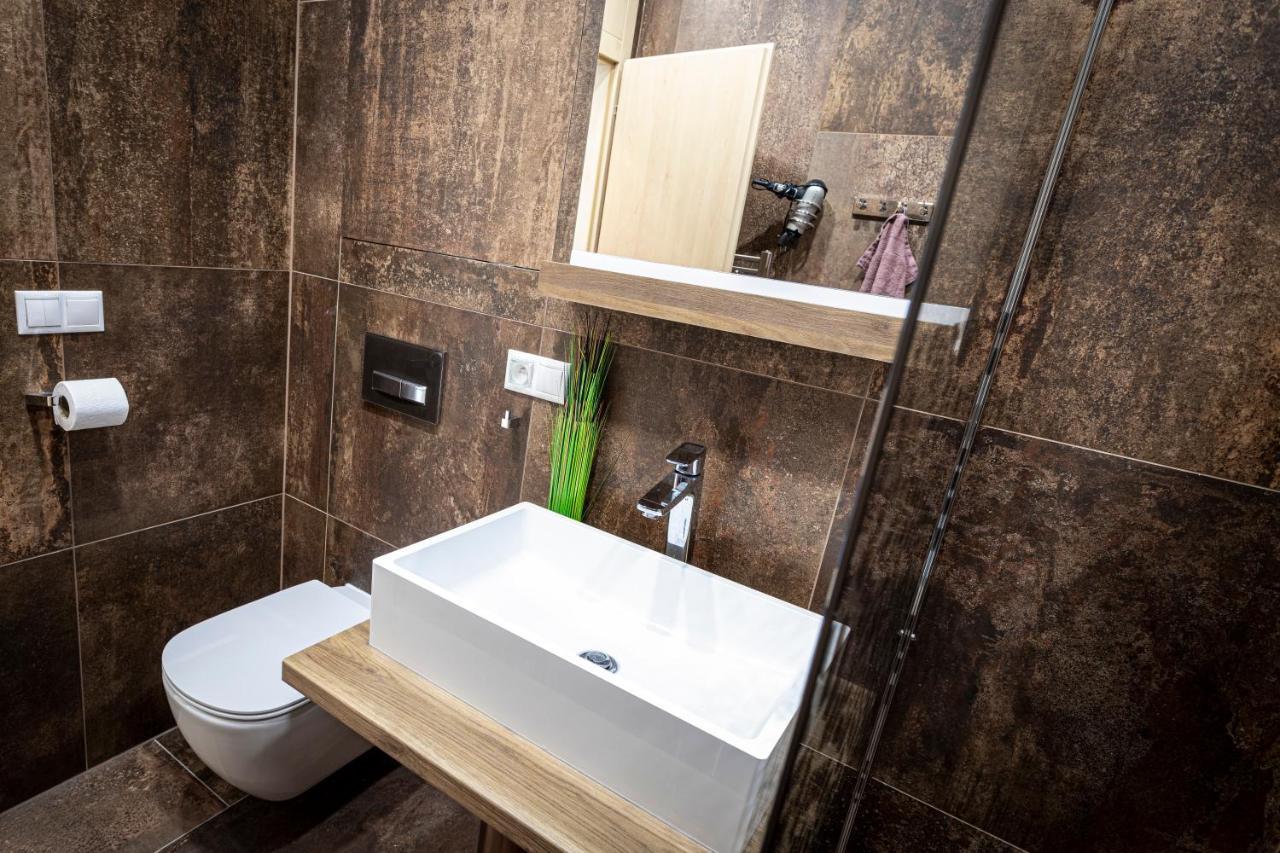 Moderny Apartman Swen S 2 Terasami Tatranská Lomnica Extérieur photo