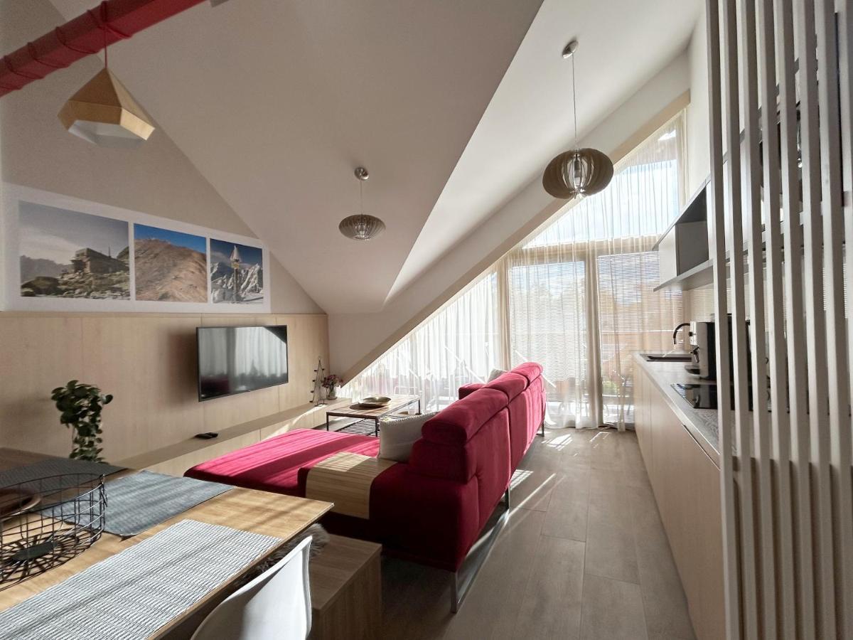 Moderny Apartman Swen S 2 Terasami Tatranská Lomnica Extérieur photo